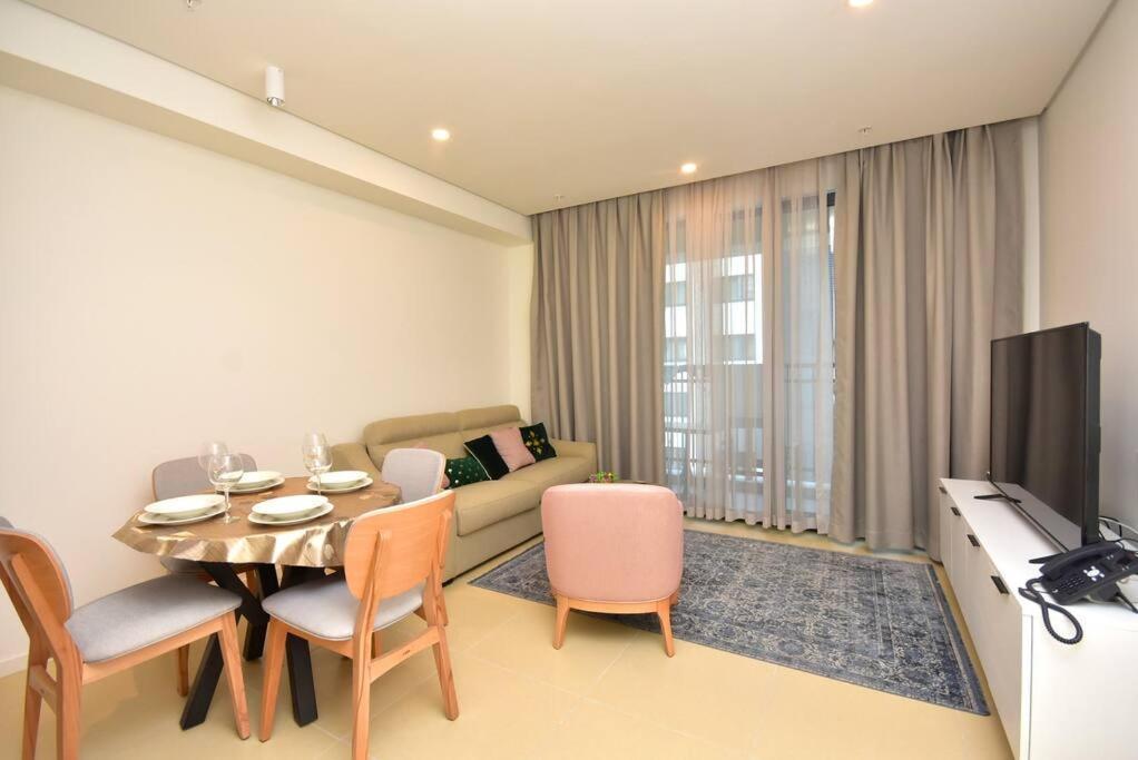 Brand New ! Seaside Apt With Poolview & Parking Budva Eksteriør bilde